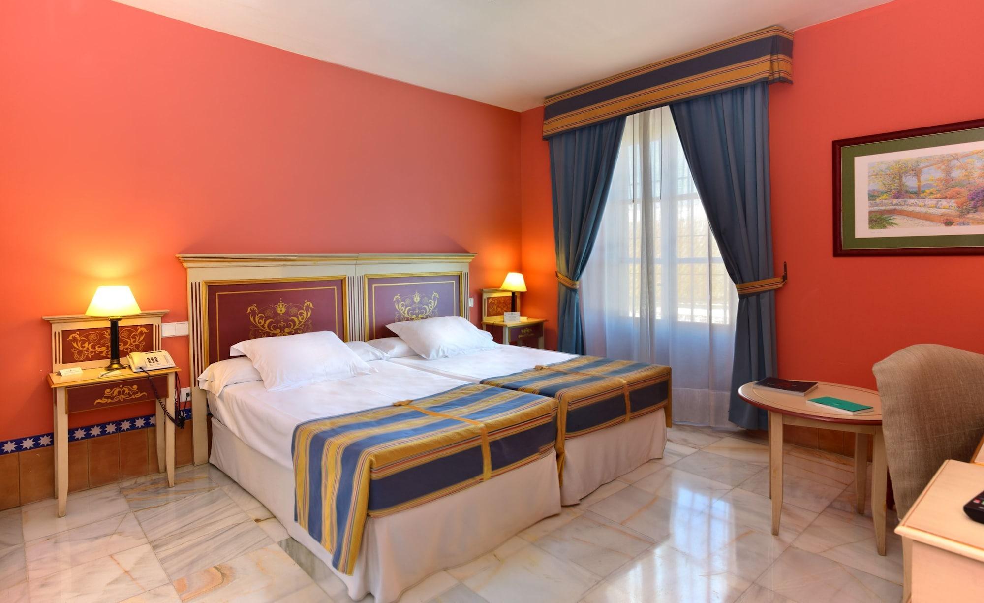 Hotel Alcazar De La Reina Carmona  Bagian luar foto