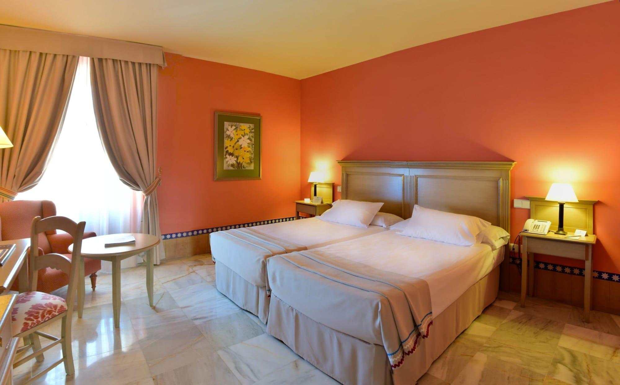 Hotel Alcazar De La Reina Carmona  Bagian luar foto