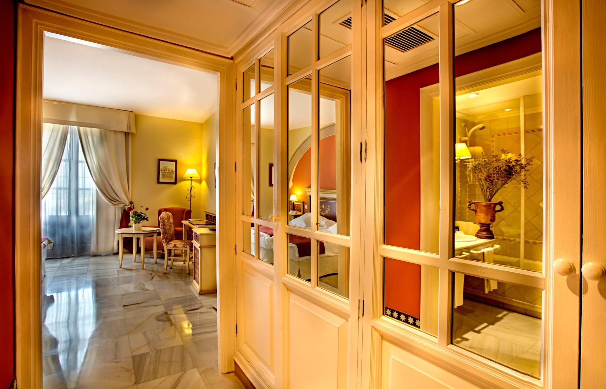 Hotel Alcazar De La Reina Carmona  Bagian luar foto